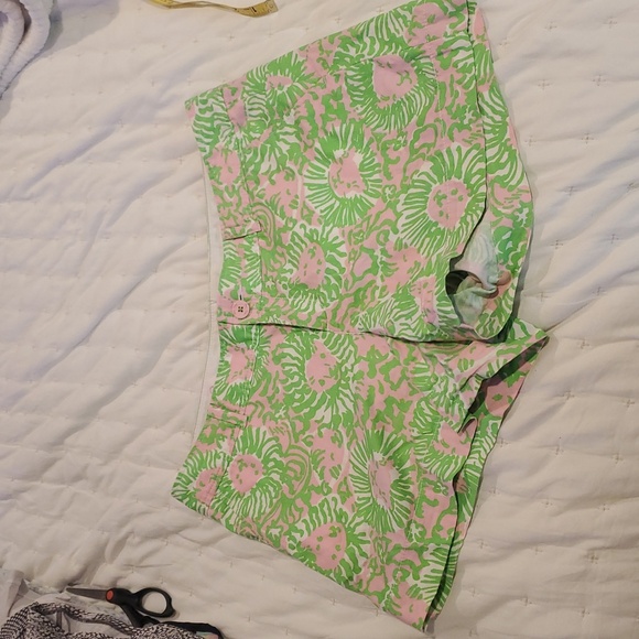 Lilly Pulitzer • Callahan Sunnyside Lion Print Shorts - 14 - Picture 1 of 7